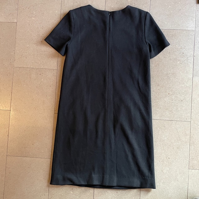 Marc Cain Black Short Sleeve Minidress w/ pockets-Sz. 4 - photo 4