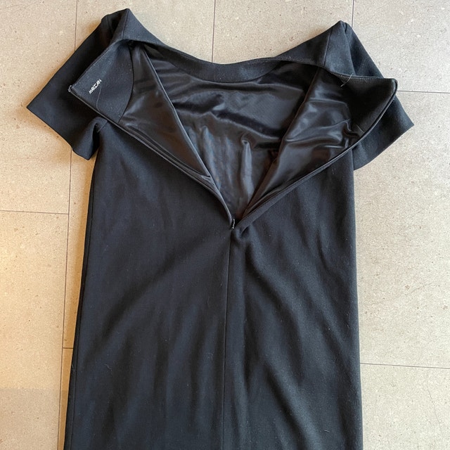 Marc Cain Black Short Sleeve Minidress w/ pockets-Sz. 4 - photo 5
