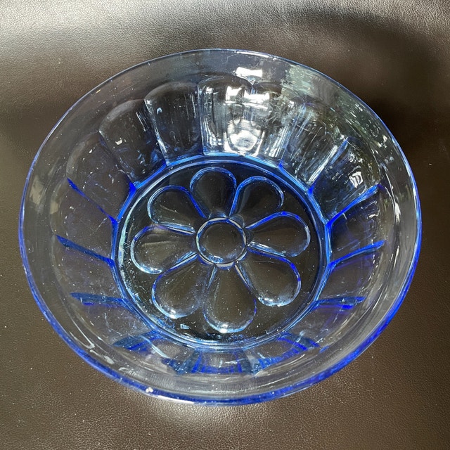 Vintage Set of Blue Glass Serving Bowl w/ 6 small matching bowls - photo 4