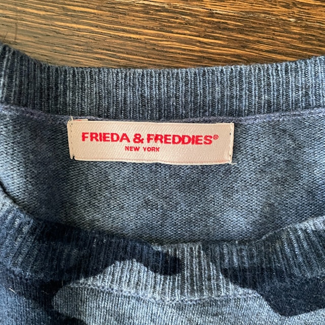 Frieda & Freddies New York Blue Camo Crew Neck Sweater-Medium - photo 2