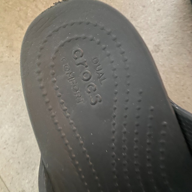 Crocs Black Getaway Strappy Sandals-Size 8 Wide - photo 2