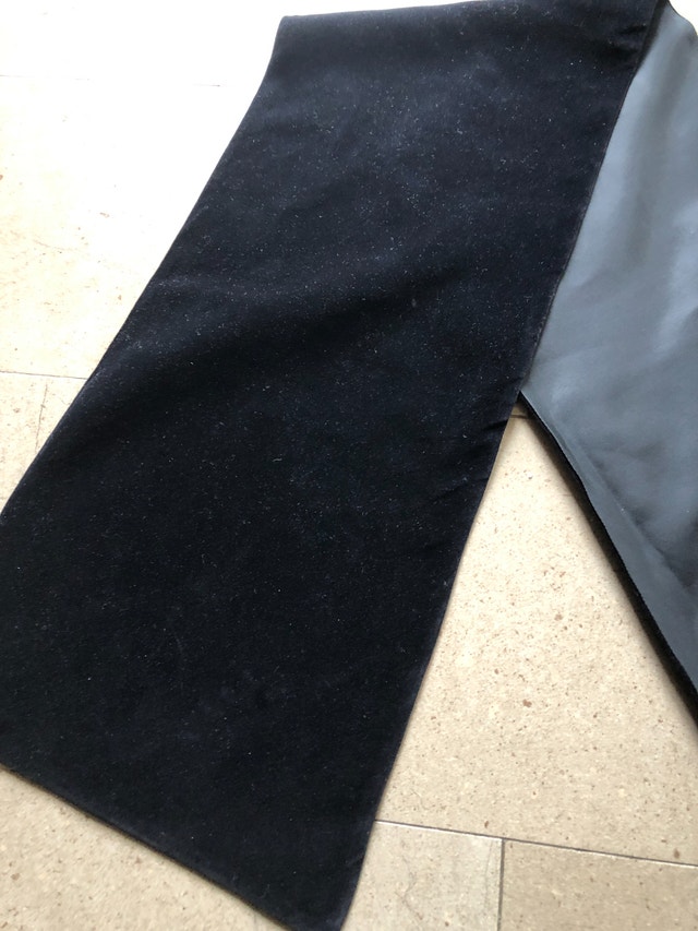 Gorgeous Vintage Black Velvet and Satin Scarf - photo 2