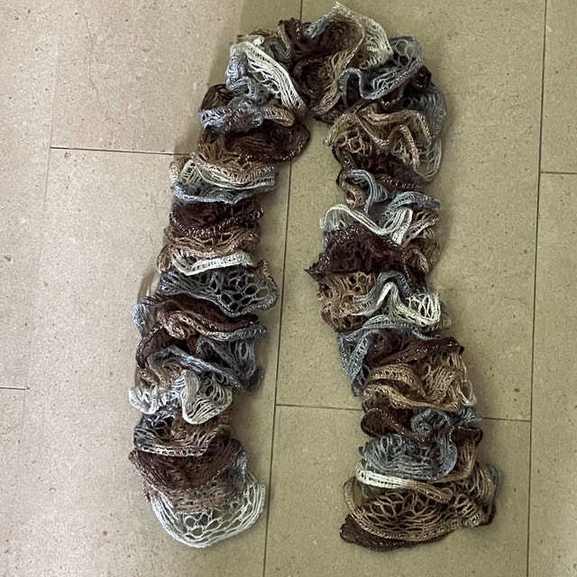 Curly spiral Lace Lightweight Boa Scarf - photo 2