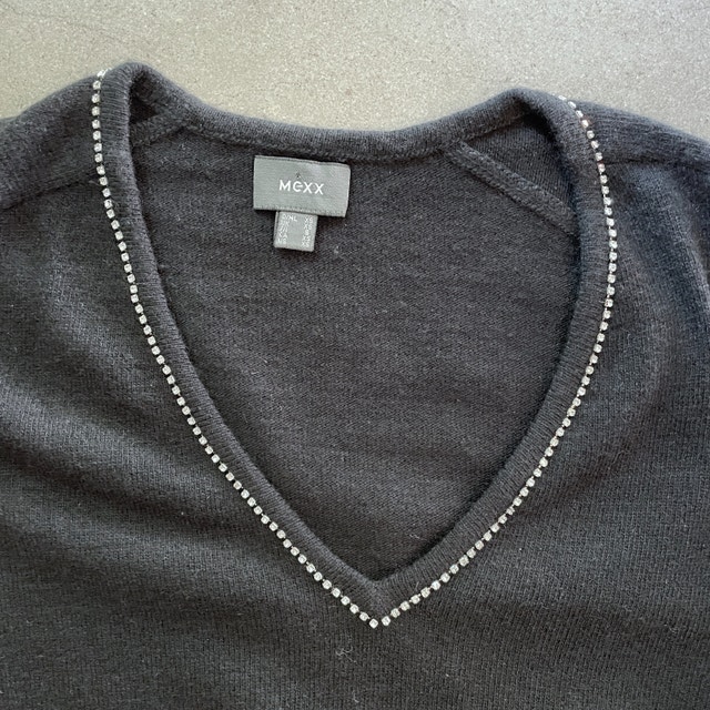 Mexx V-neck women's Sweater-rhinestone detail Lambswool blend-XS - photo 2
