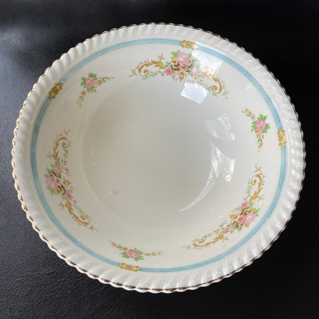 Vintage 1930s Johnson Bros. Floral Bowl