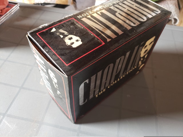 Chaplin The Collection - Box Set: Volumes 1-10 (VHS) - photo 2