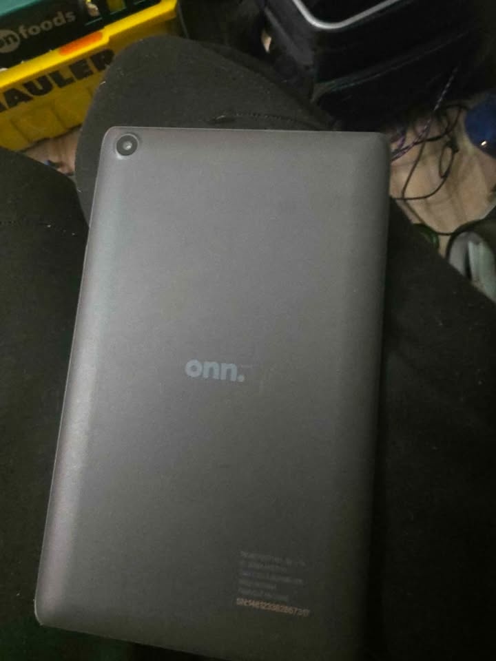 Onn tablet - photo 2