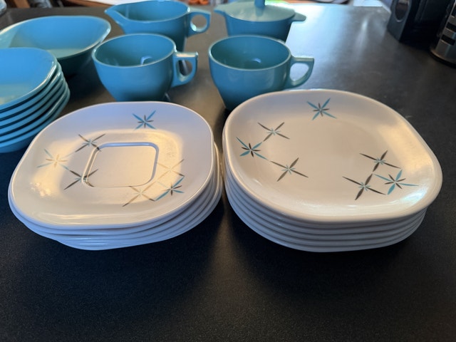 Vintage Melmac Dishes: Teal and Atomic starburst - photo 2