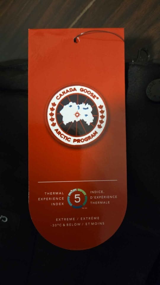 Canada Goose Vest - photo 3