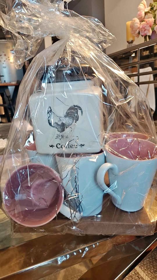 Cup Set With Cookie Jar .