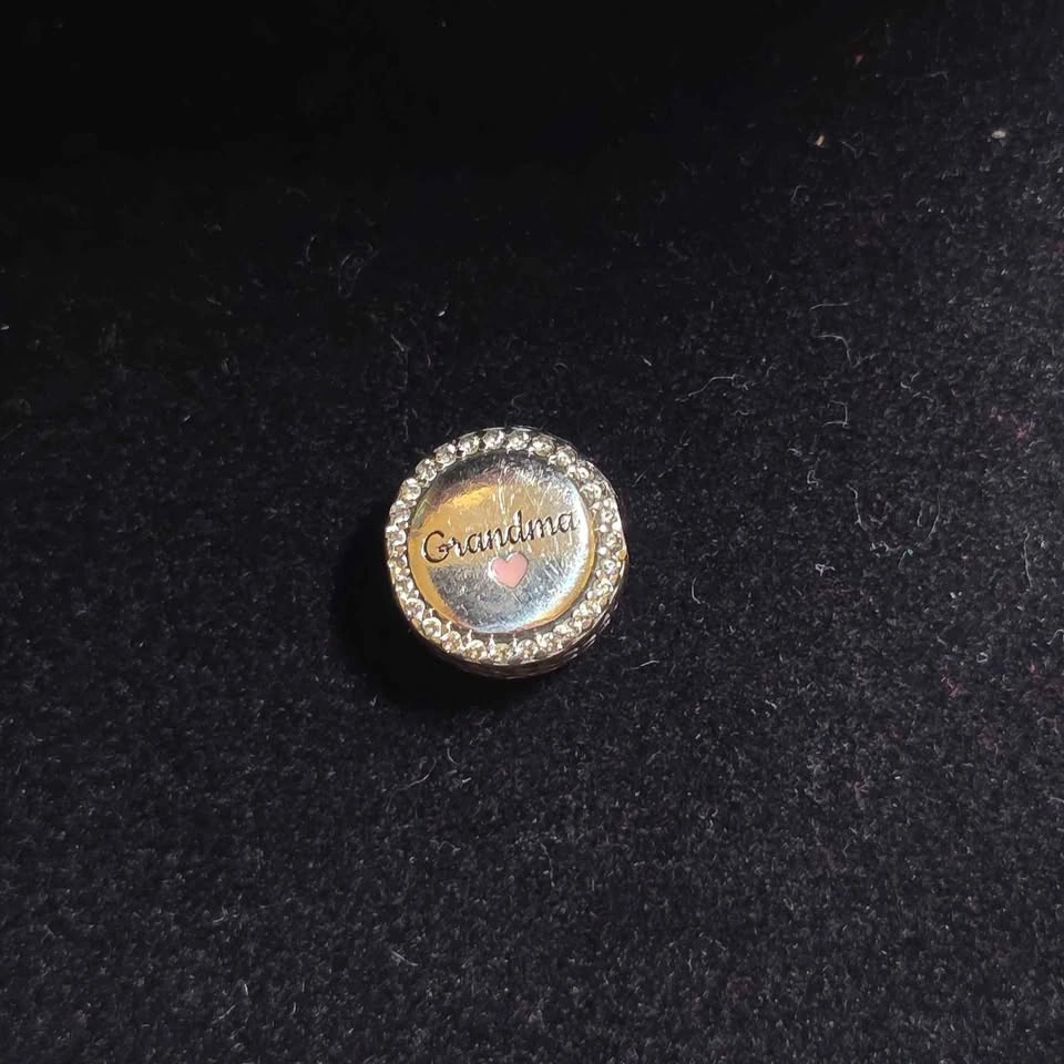 Grandma Pandora Mother's day charm - photo 2