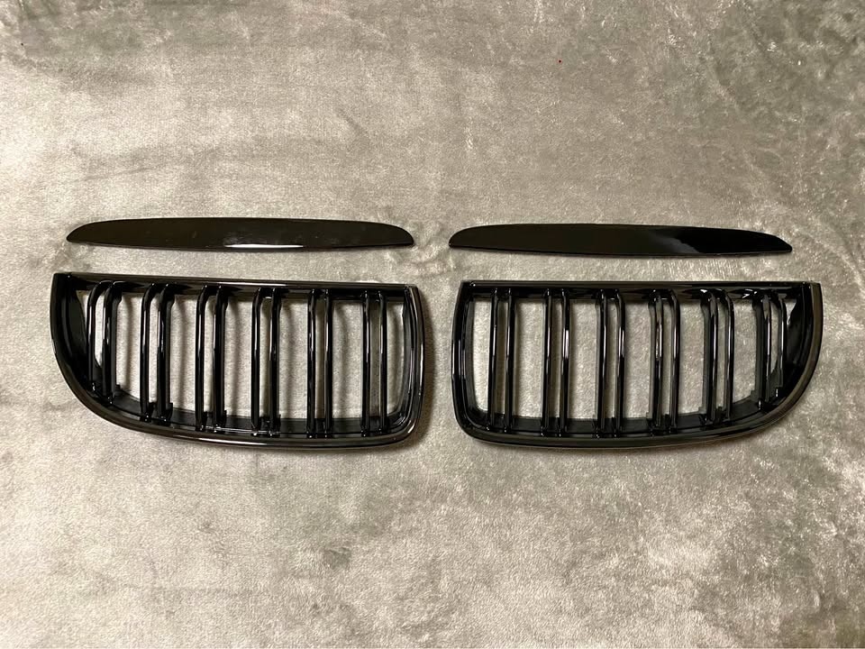 BMW 3-Series E90 E91 Front Grill 2005-2008 Glossy Black