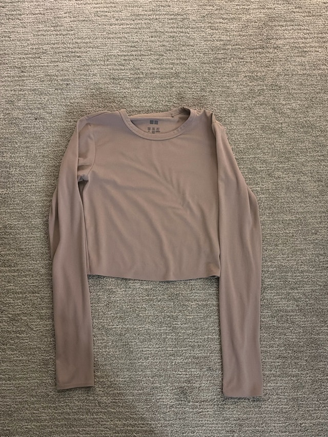 Uniqlo Pants and Top - photo 2