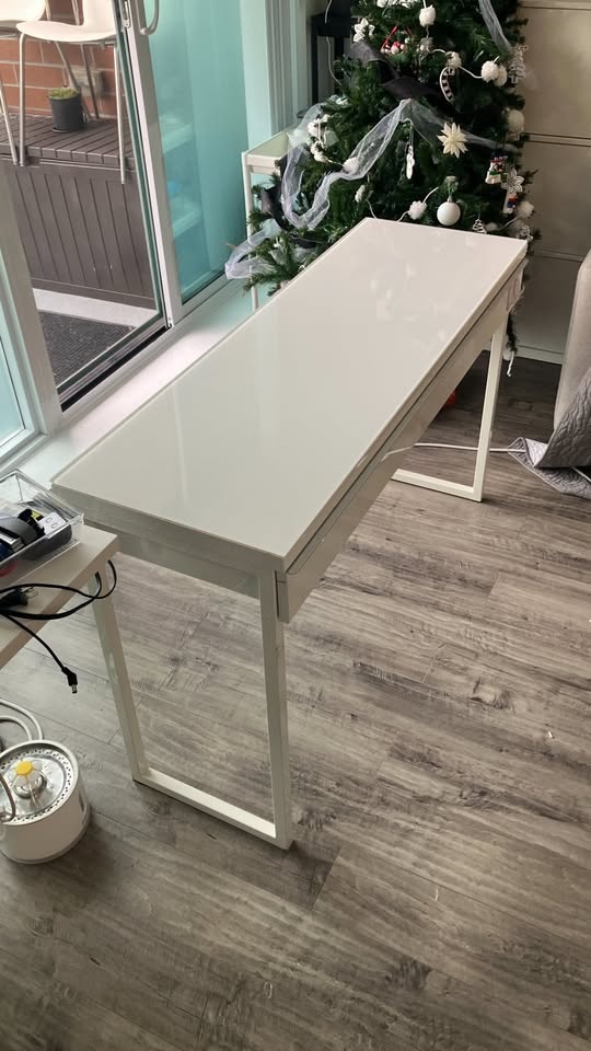 Nice Sturdy White Desk Glass cover - photo 3