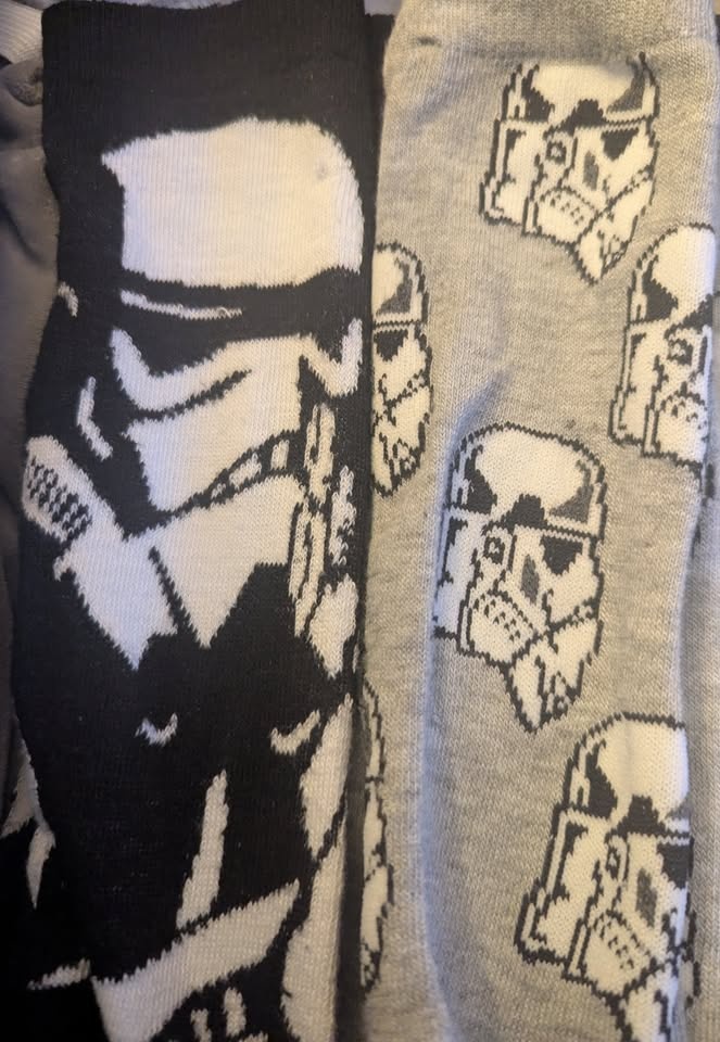 Sci Fi Socks (Jurassic Park, Star Wars, Rick & Morty) - photo 4