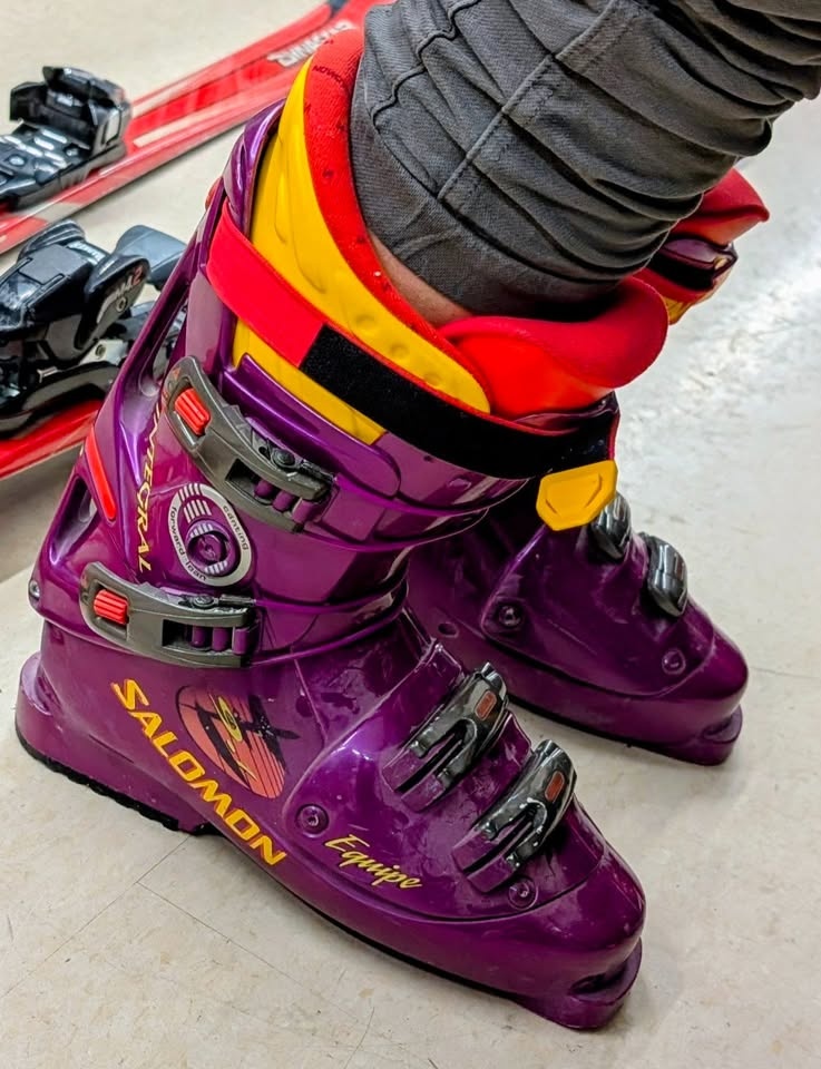 ski boots men's size 9 (27.5)