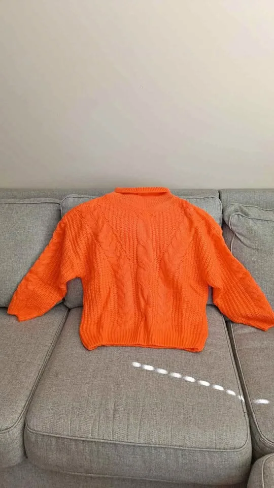 Women's Sweaters thumbnail