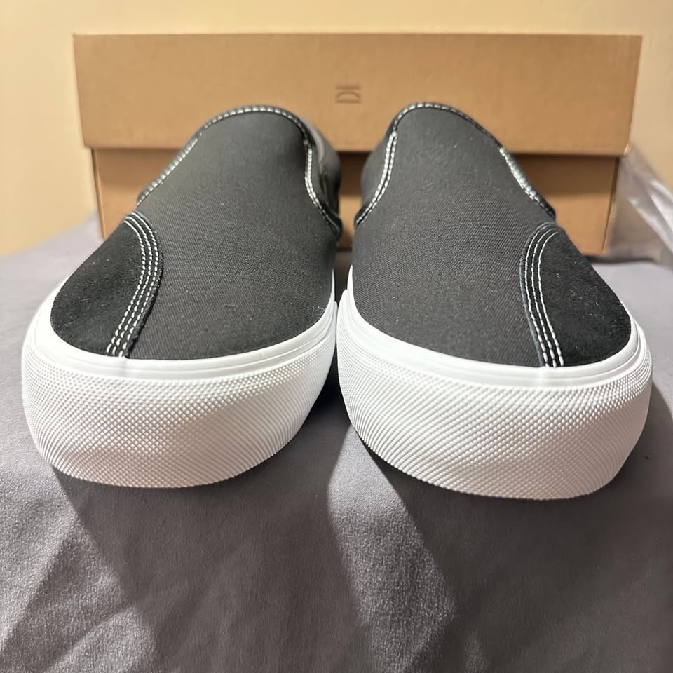 Clearweather DODDS Black Canvas Low Top Slip-On Shoes size 9.5 M - photo 2