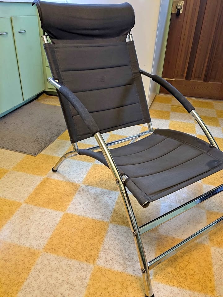 Lounging chair/ indoor or outdoor