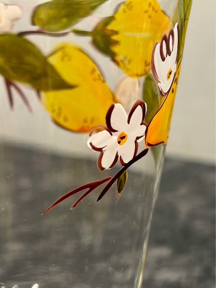 Three vintage hand-painted wine goblets - photo 5