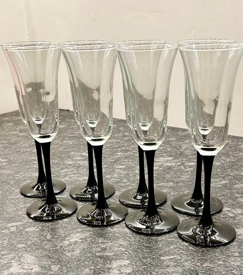 Vintage Luminarc France Champagne wine glass flute black stem $1 - photo 3