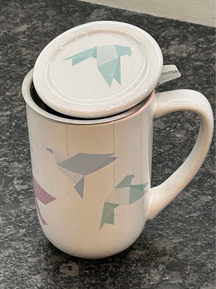 DAVIDsTEA Nordic tea mug with an origami bird mobile pattern - photo 4