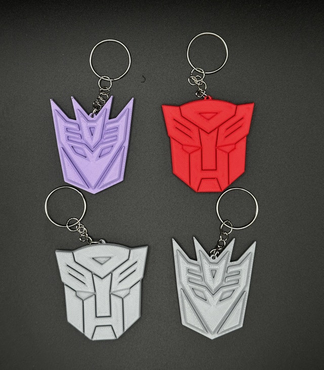 Transformers insignia keychain - photo 2