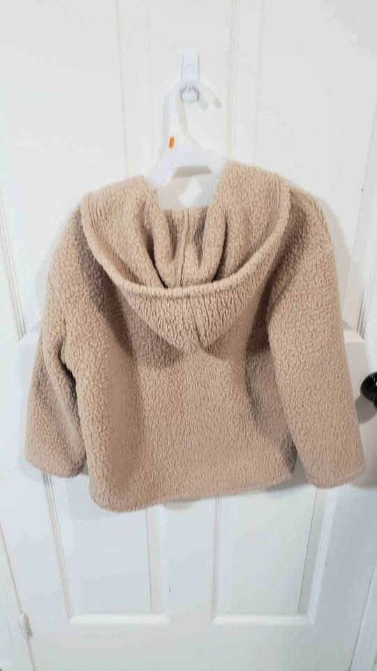 Girls Sherpa Front Coat 7-8 yrs old - photo 2