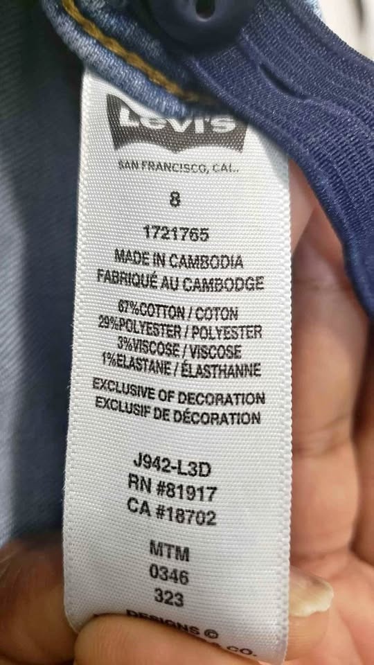 Jeans Girls 8-9 Years Old.  $2 each.