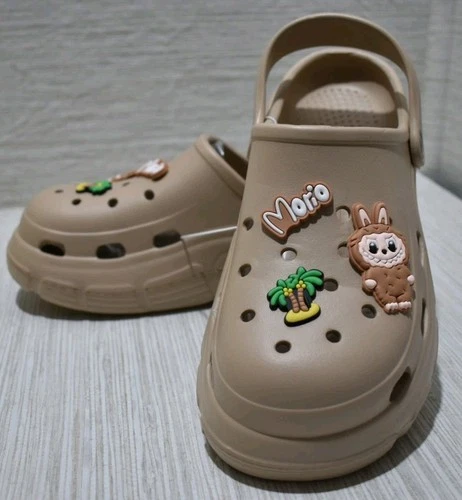 Crocs Classic Platform Women's Clogs - La BUBU, 39/40 Imported. - photo 3