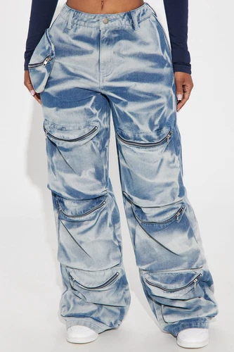 Bag Chaser Detachable Bag Cargo Jeans - Medium Wash Size 13 - photo 2