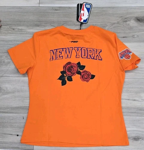 KNICKS orange pro standard NBA women's t-shirt size M - photo 2