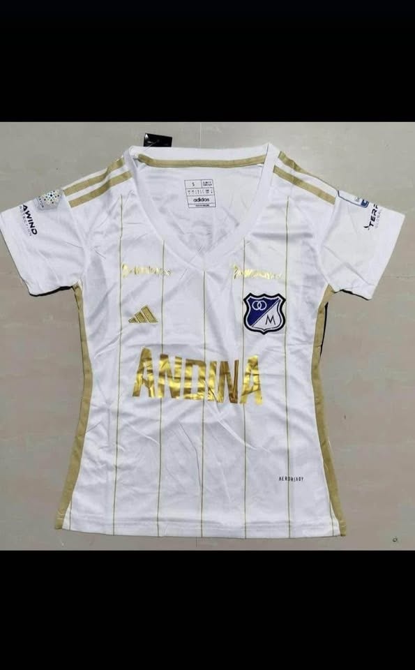 Colombian soccer jersey for men and women, wide variety of items - photo 4