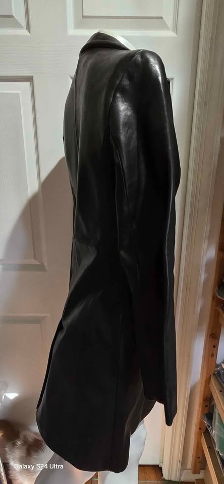 Women's leather coat, Sophia Vespucci, size XS - photo 2