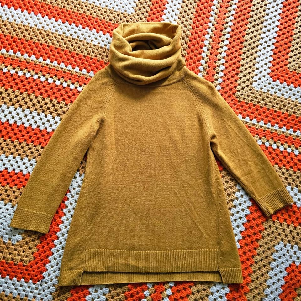 100% Cashmere Theory Turtleneck Cowl Neck Sweater Mustard Yellow