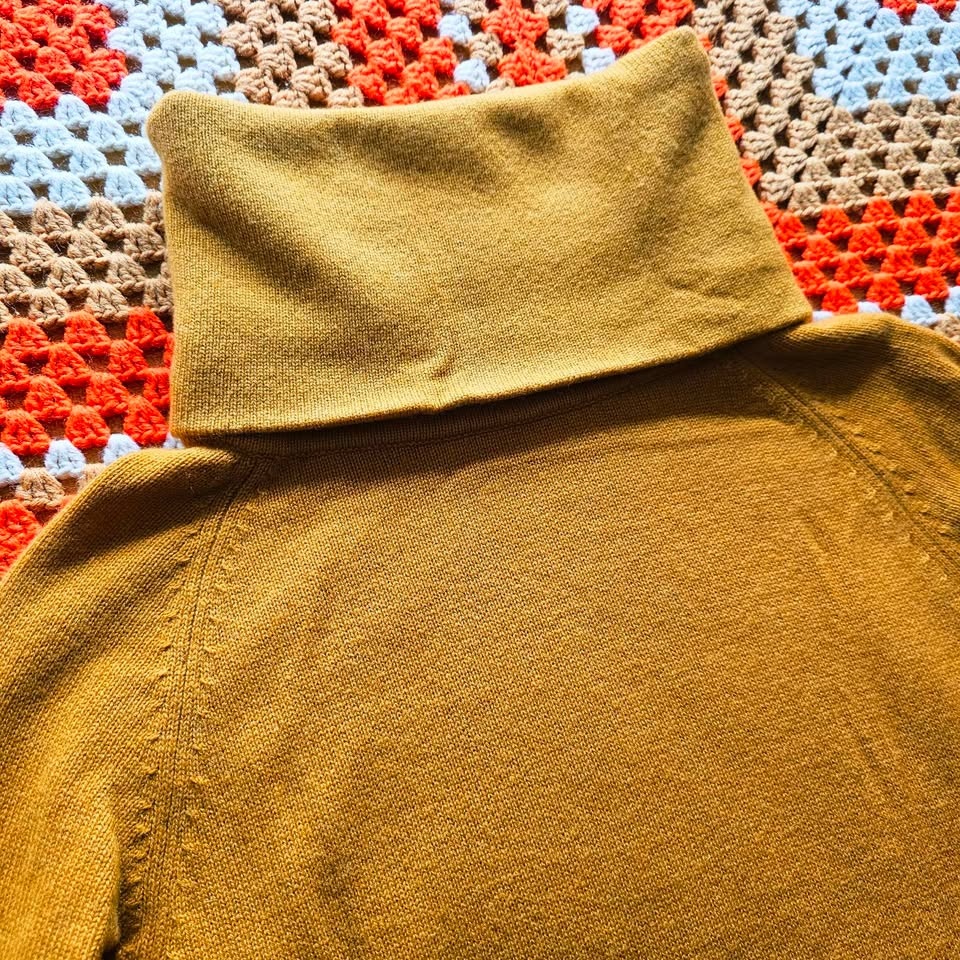 100% Cashmere Theory Turtleneck Cowl Neck Sweater Mustard Yellow - photo 5