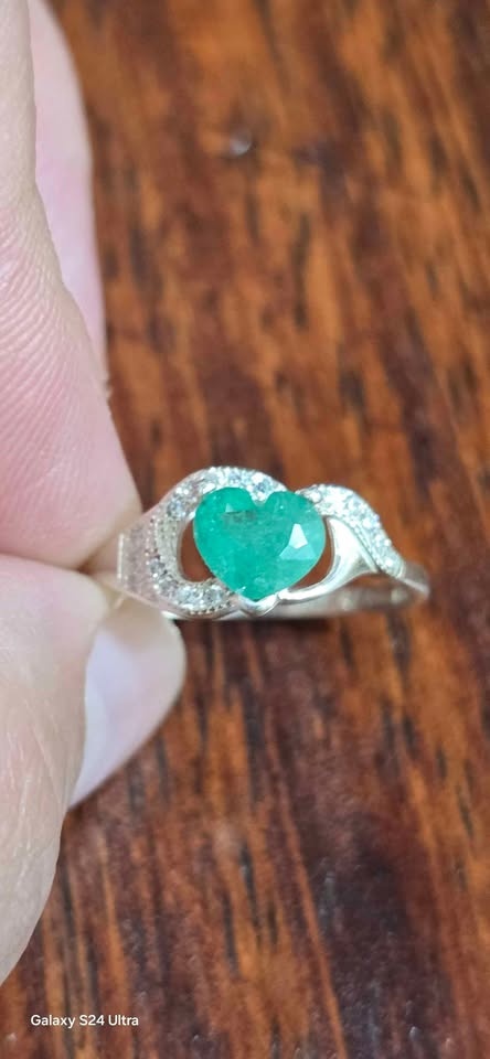 Anillo de plata 925 con esmeralda - photo 2