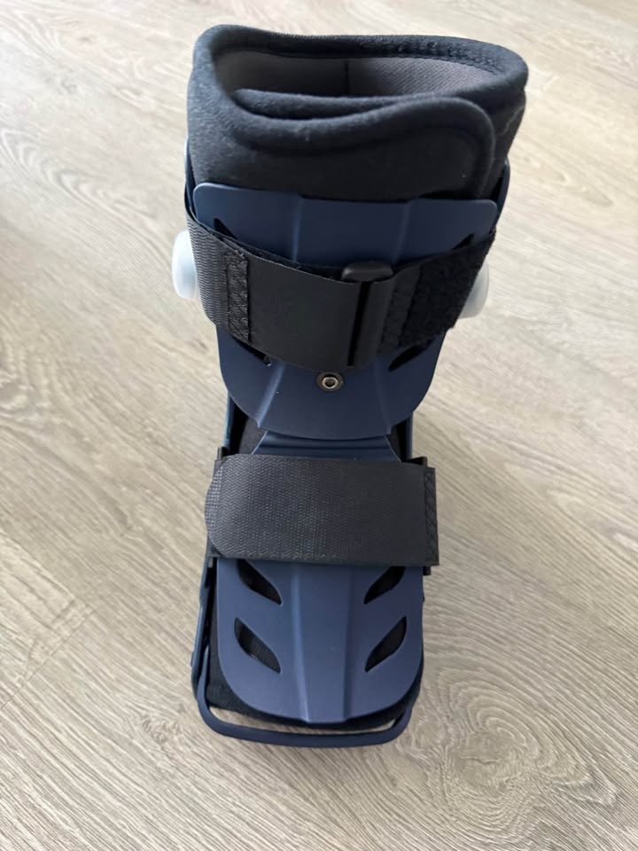 Galien GO Walker Boot - Midnight Blue size M new - photo 2