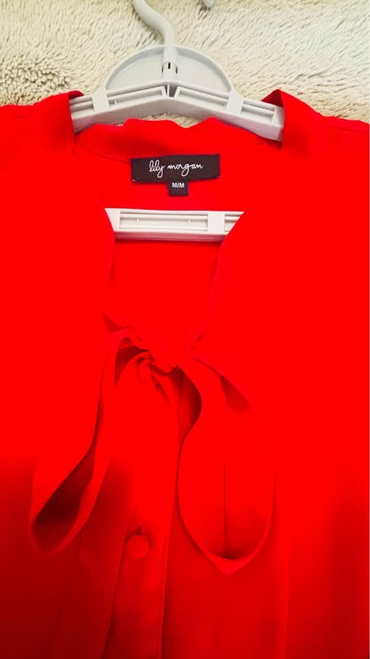Red Tie-Neck Blouse – Size M - photo 4