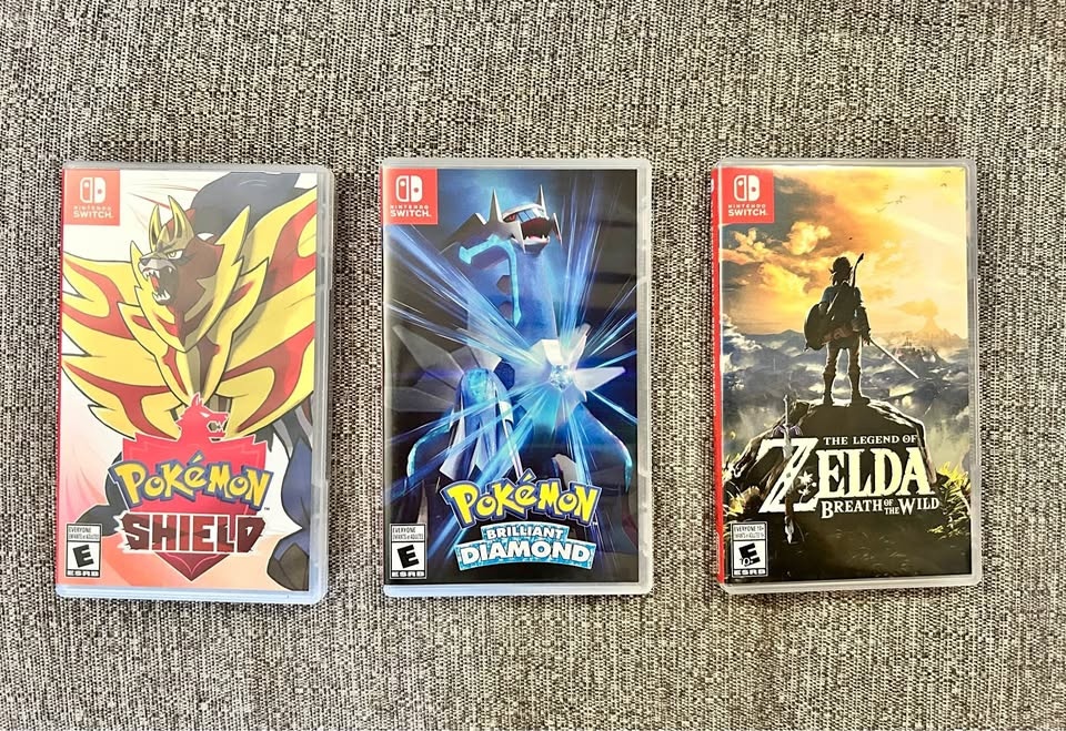 Nintendo Switch Games (pokemon and Zelda)