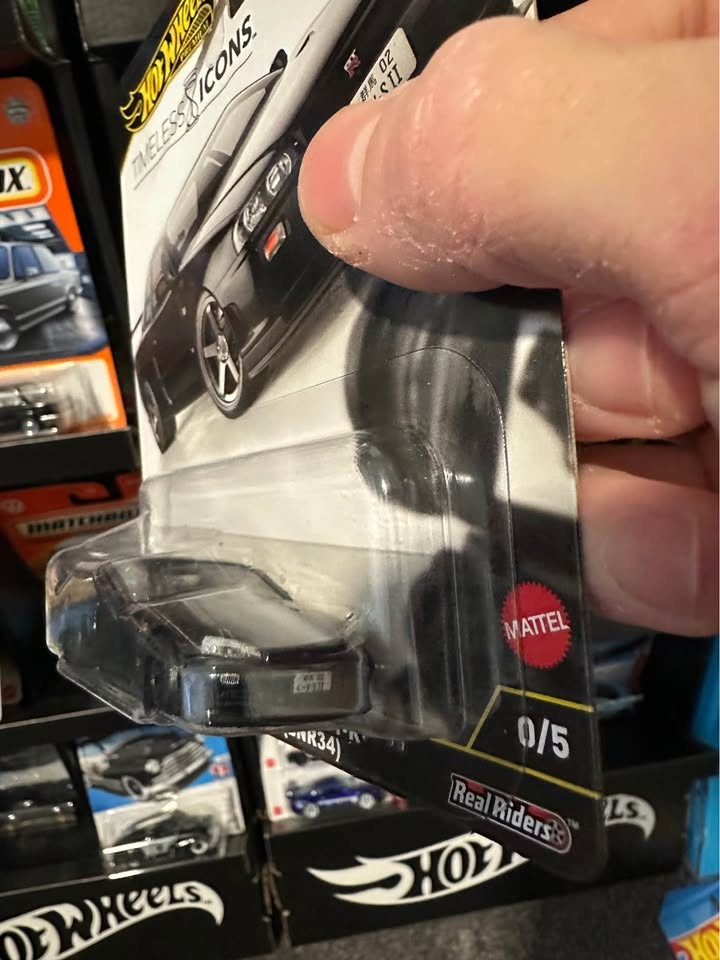 Hot wheels CHASE Timeless icons set . - photo 3