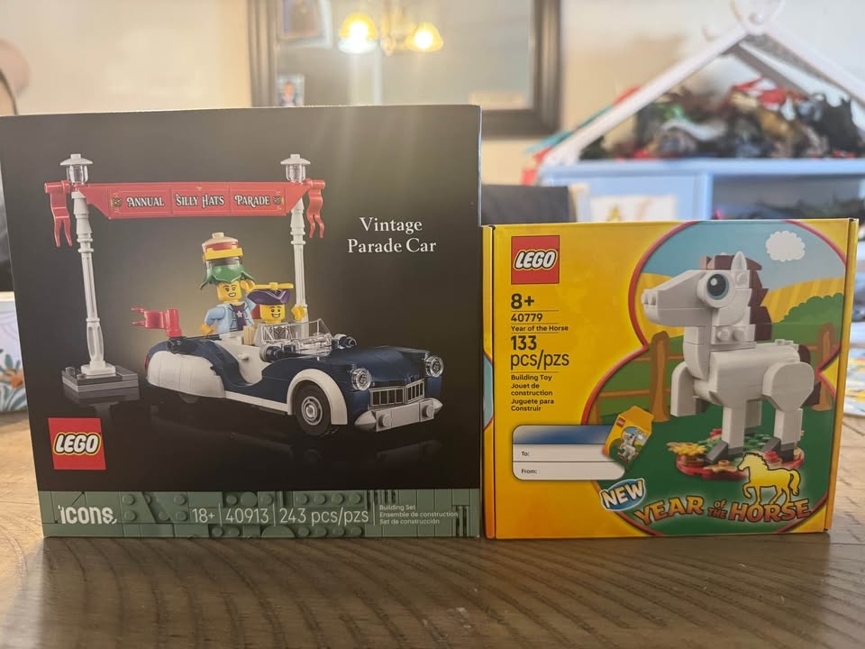 Lego Vintage Parade Car Set 40913 - photo 2