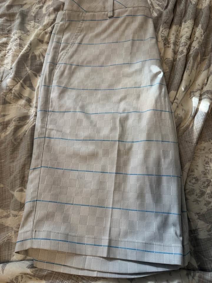 Puma Drycell Shorts (Brand New) Size 34 - photo 2