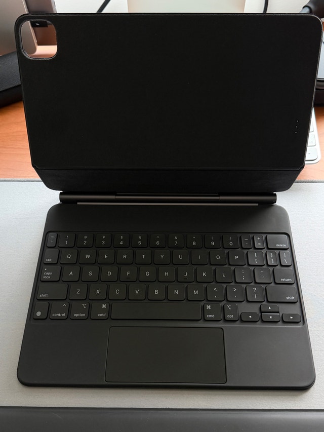 iPad Pro 11 M2 Apple Magic Keyboard - photo 5