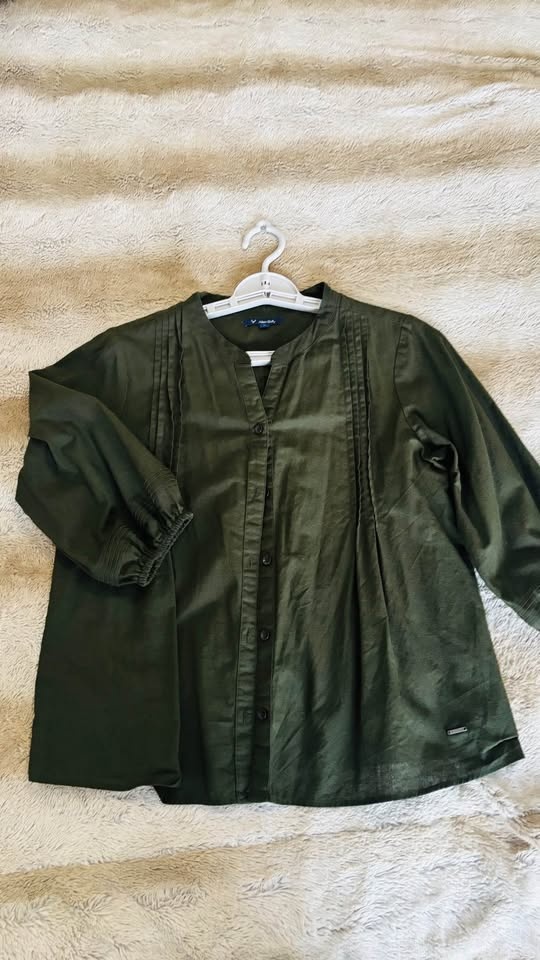 Allen Solly Olive Green Pleated Blouse M - photo 2