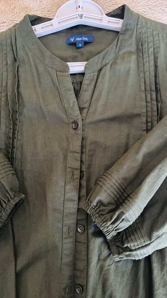 Allen Solly Olive Green Pleated Blouse M - photo 4