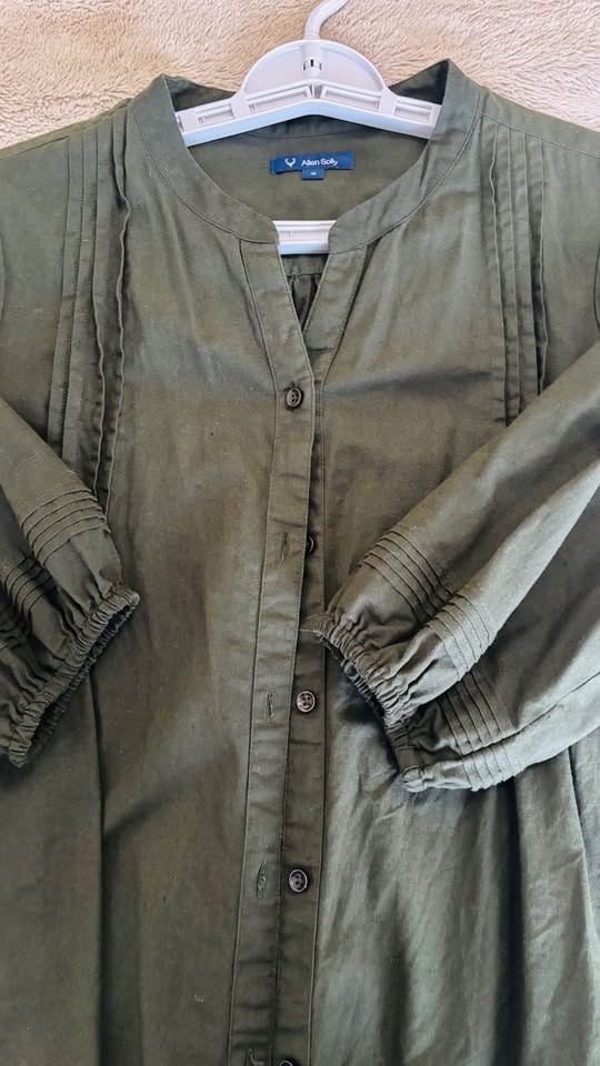 Allen Solly Olive Green Pleated Blouse M - photo 5