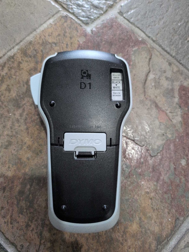 Dymo Label Maker - photo 2