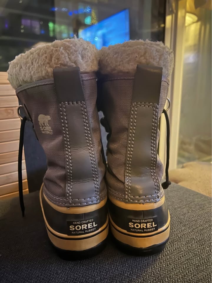 Sorel Women’s Winter Boots - photo 3