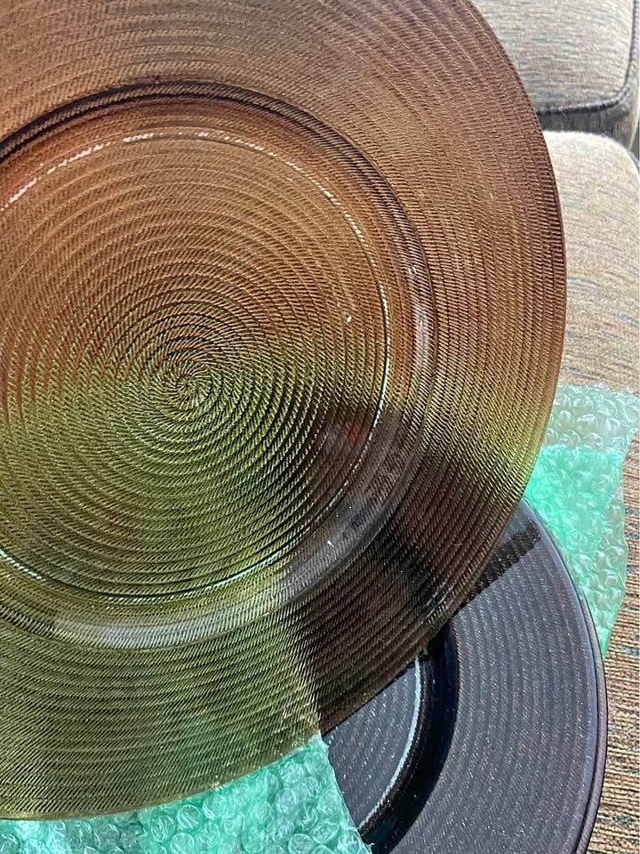 Charger plates